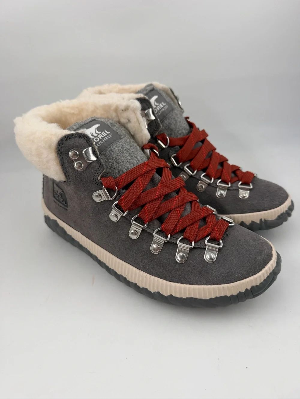 Sorel Women’s Out N About Plus Conquest -SZ 6- Grey Suede Winter Snow Boots